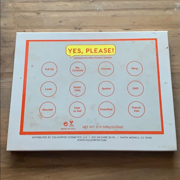 Yes please colourpop eyeshadow palette - Picture 3 of 3